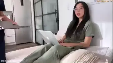 ajak adik tiri ngewe Croot Di Dalam