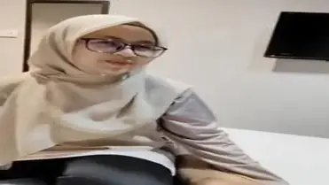 Guru Jilbab Coklat Pantatnya Besar